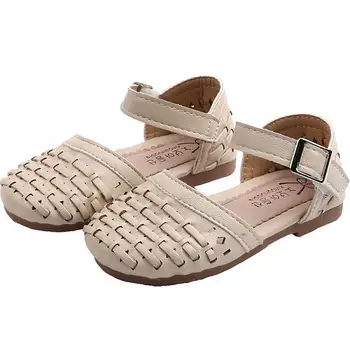 

Girls Handmade Woven Hollow Breathable Shoes Fashion Dance Shoes for Girl 1-13 Years Old 2020 Summer New Girls Baotou Sandals