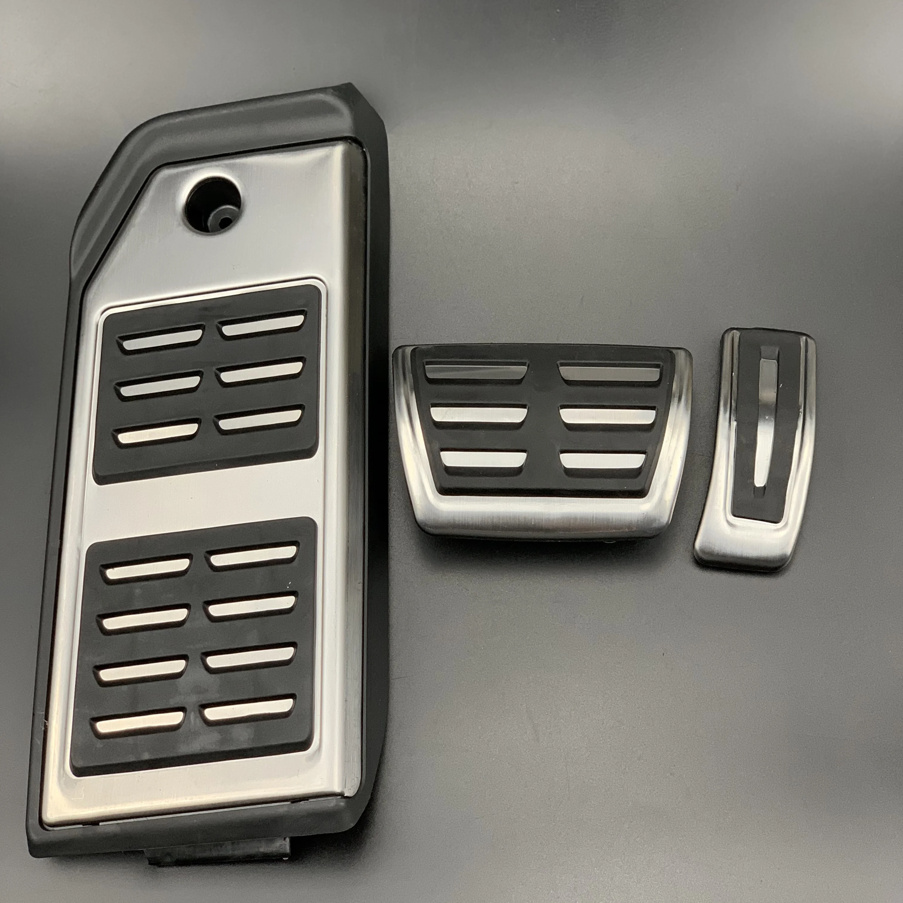 Liquor Car New For Porsche Cayenne 2010-2016 Aluminium alloy Accelerator Brake Clutch Pad Gas Petrol Foot Rest Pedal Set Liquor Car New For Porsche Cayenne 2010-2016 Aluminium alloy Accelerator Brake Clutch Pad Gas Petrol Foot Rest Pedal Set