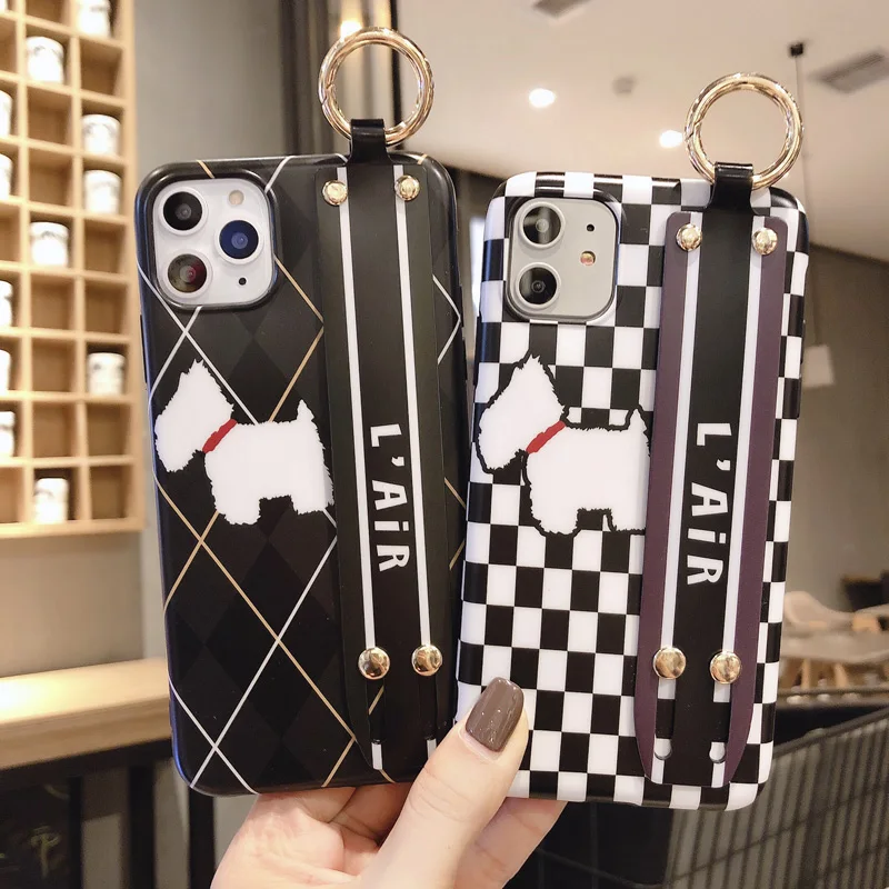 

Soft TPU Black and white grid pattern Wrist Strap Cases For iPhone 11 Pro Max 7 8 Plus X XR Xs SE 2020 Phone Holder Cover Coque