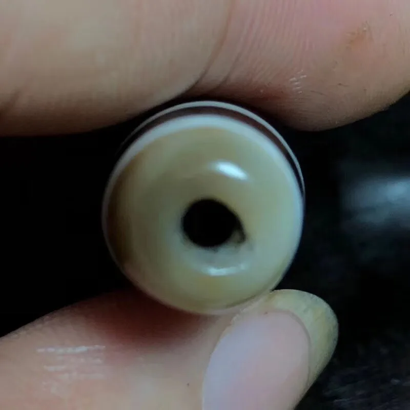 08131053 Tibet Pure 2eyes DZI Oxide layer Old Agate Beads 12* 40mm Beads Men&women Amulet Jewelry DIY Free Shipping