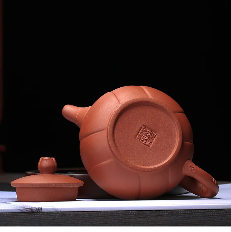 Boutique Yixing Clay Teapot Wholesale Zhongpin Lotus Tea Pot Manufacturers Direct Selling a Generation of Delivery Bag fa bang O