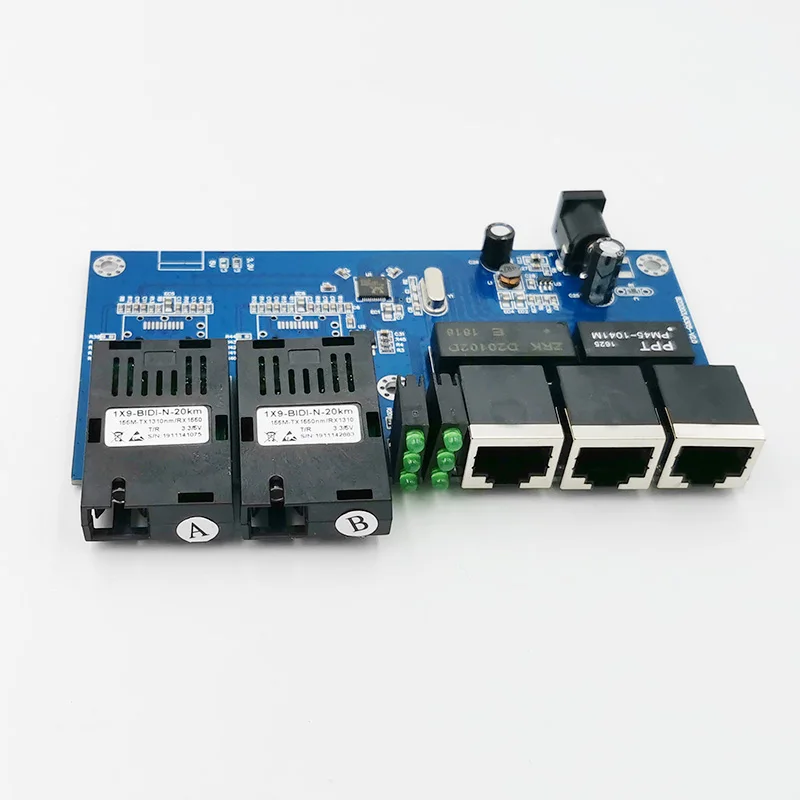 Оптический медиаконвертер Fast Ethernet одномодовый 3 RJ45 и 2 SC 10/100M порт PCBA|Коробки