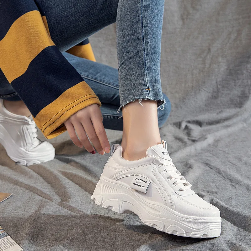 

2020 Spring New Style Korean-style Dad Shoes Student Versatile Super Fire Athletic Shoes Women's Casual Thick Bottomed Elevator