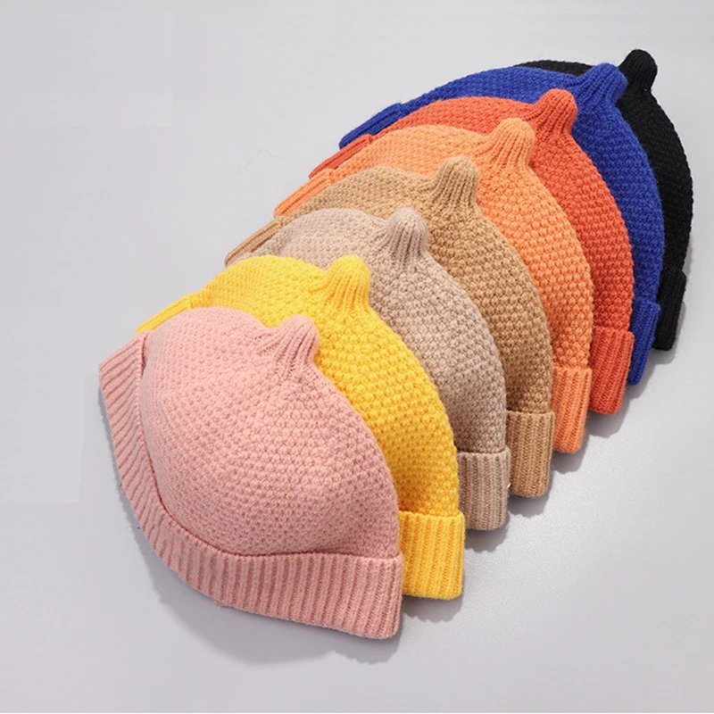 

New Arrived women knitting hat beanies caps Lady winter Thick Keep warm ski skullies patch Gorros skullcap Adult Melon Cap