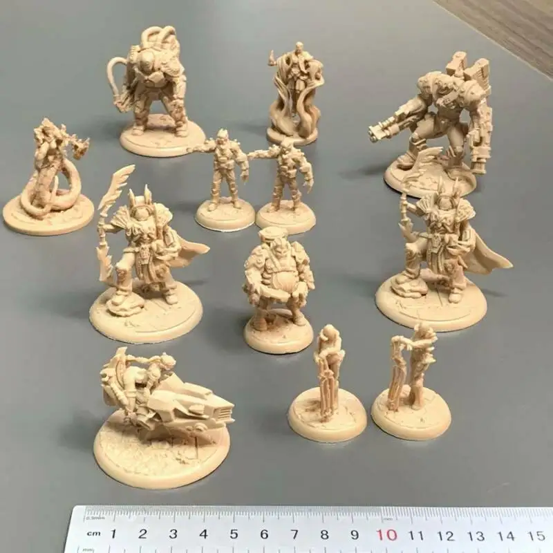 Много Золотой войн воин рисунок Синусоидальная временного Настольная игра Miniatues