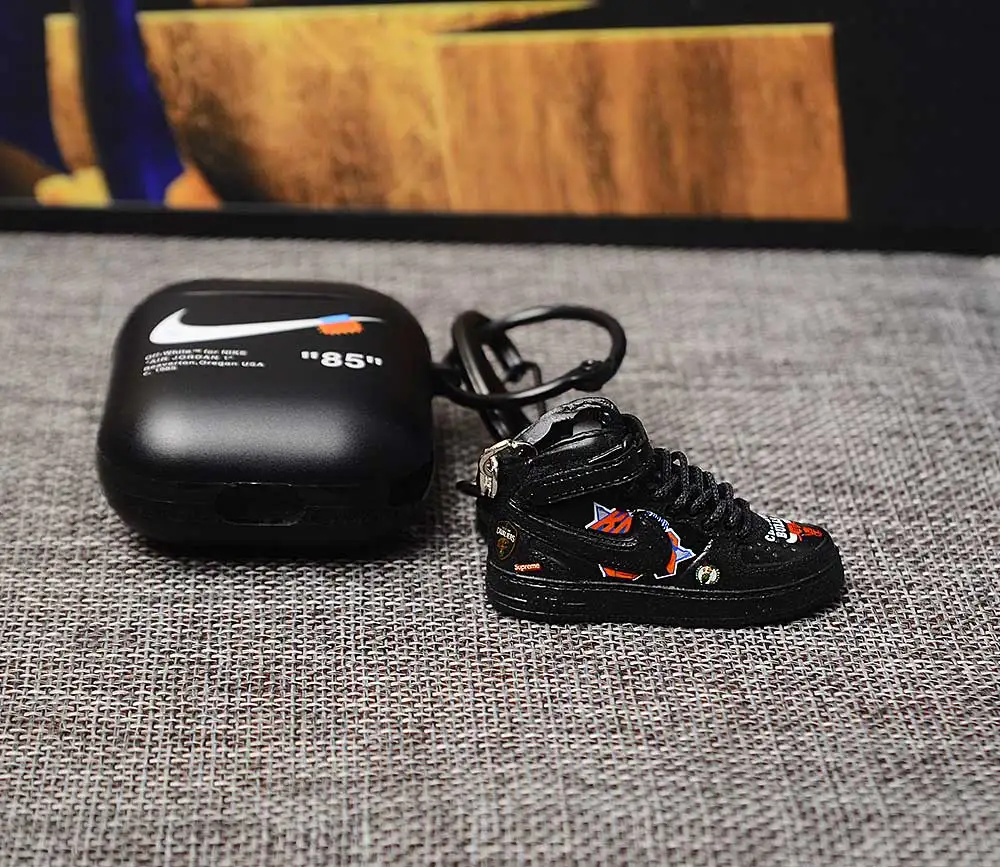 a shoe w case Прямая поставка от белого Chicago pod 2 Чехол брелок в виде кроссовка 3D мини-кроссовки Спортивное черное кольцо посылка обувной брелок в виде кроссовка s - Цвет: a shoe w case