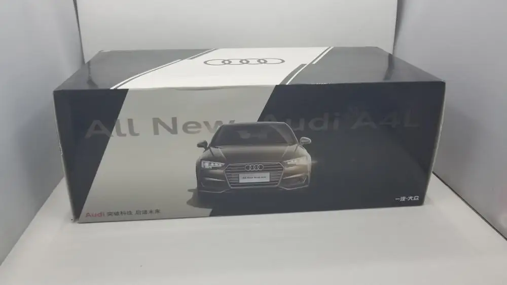 1:18 Модель литья под давлением для Audi A4L 2017 игрушечный автомобиль из золотого