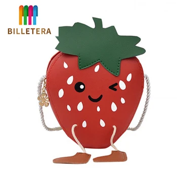 

2020 New Coin Purse Mini PU Strawberry Small Coin Purse Lady Key Bag Purse Children Gift Prize Package Bluetooth Earphone Bags