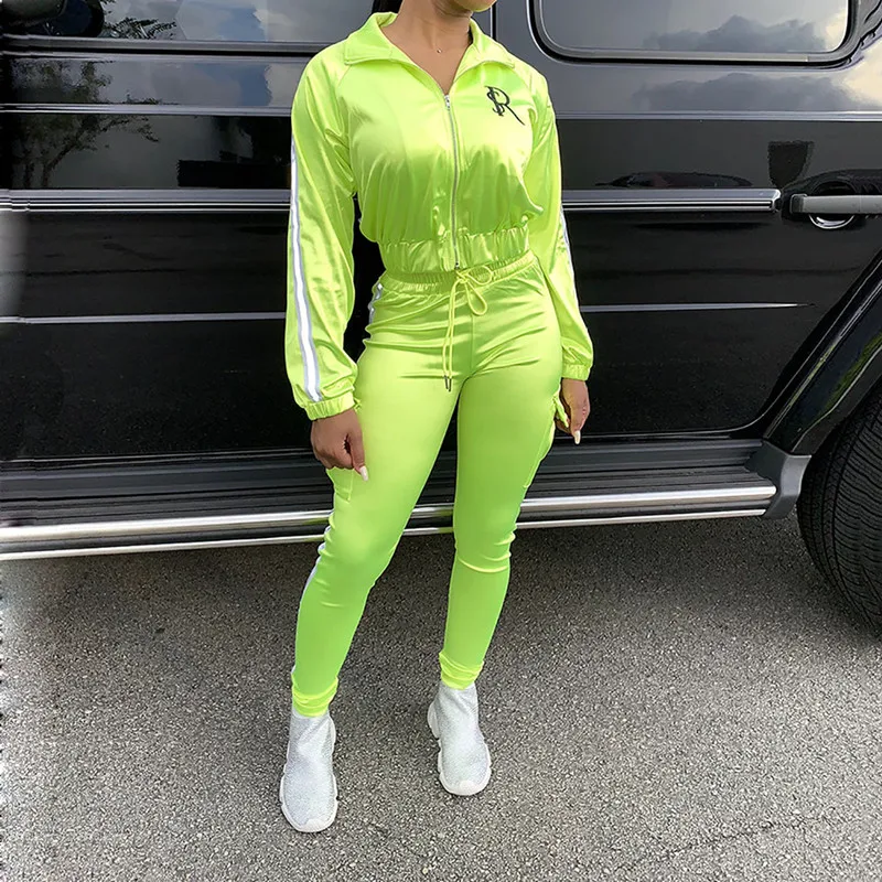 

Autumn Satin Sporty Tracksuits Women Two Piece Set Zipper Short Jacket and Pants Suit Female Reflective Side Stripe 2pcs Outfits