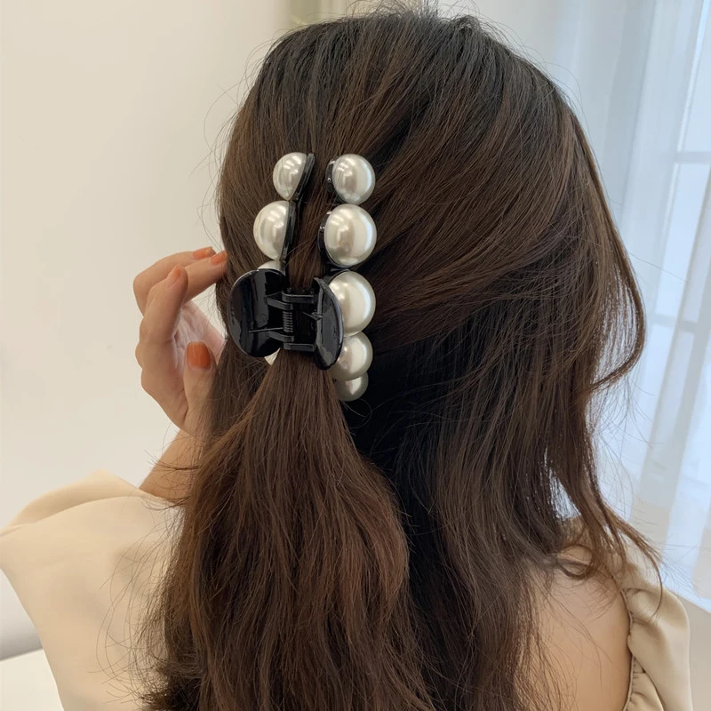 2022 New Hyperbole Big Pearls Acrylic Hair Claw Clips Size Makeup Styling Barrettes for Women Accessories |