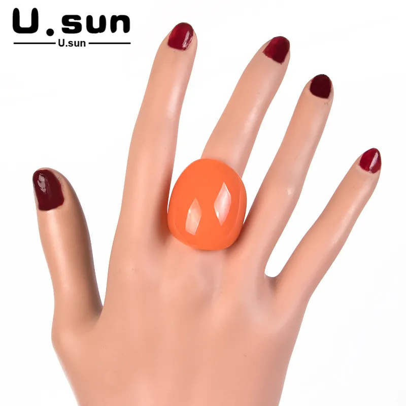 

Simple Geometric Big Rings for Women Colours Beautiful Resin Acrylic Finger Ring for Ladies Vintage High Quality Fashion Jewelry