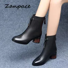ZANPACE г. Кожаные женские Ботинки Зимняя теплая женская обувь черного цвета с бархатом ботильоны на толстом среднем каблуке Женская обувь, размер 40