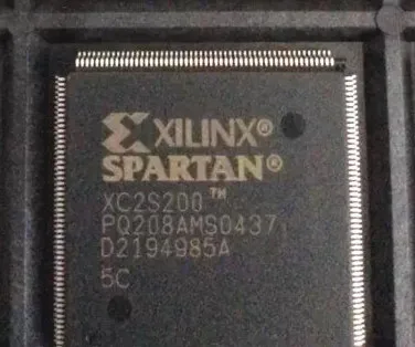 

5pcs/lot XC2S200-5PQ208C XILINX PQFP208