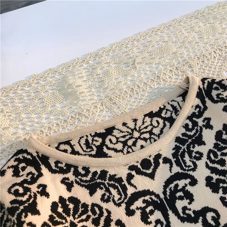 12715956764_421263737