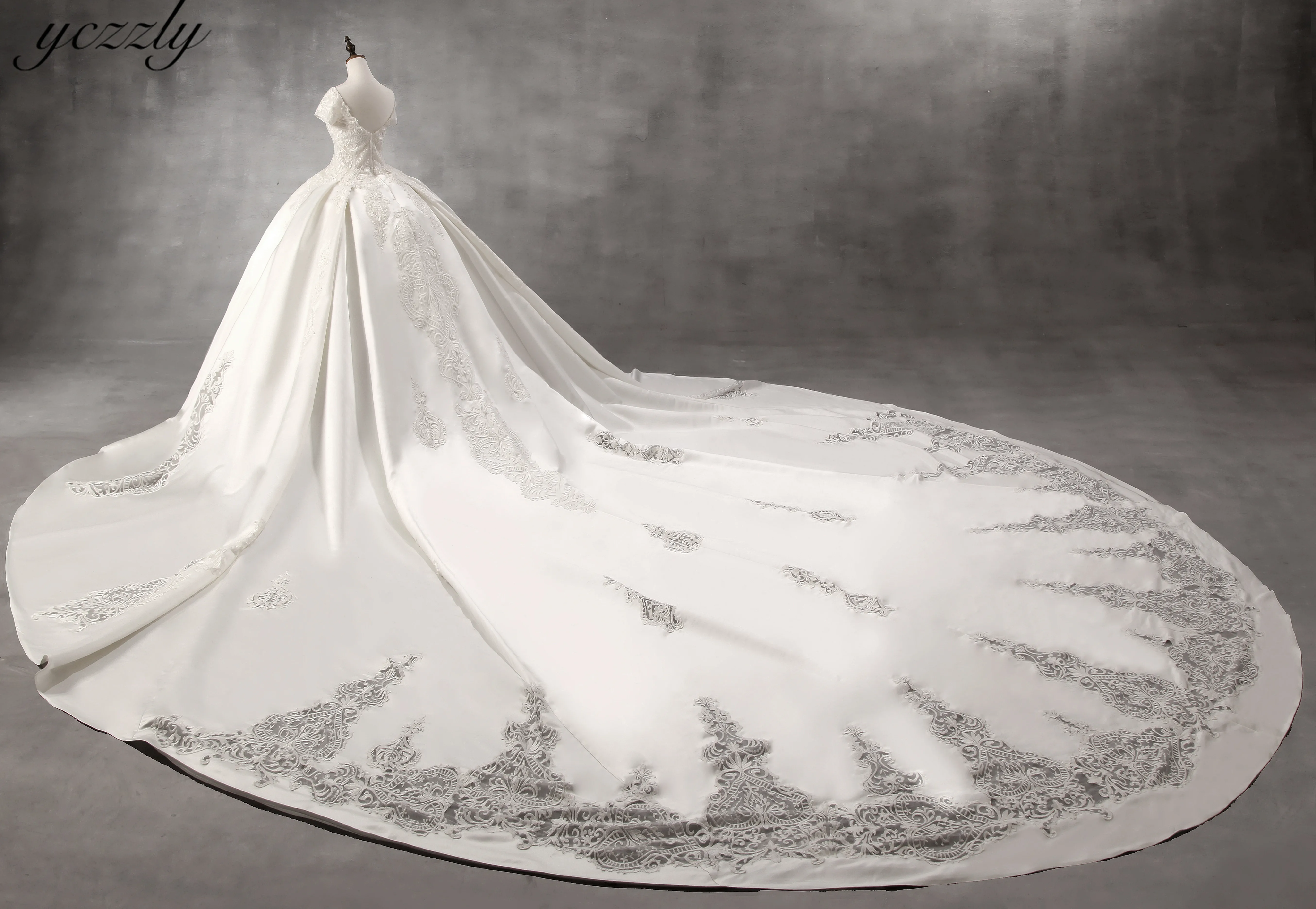 Vestido Noiva роскошное бальное платье Дубай Длинные Кружевные накладные орнаменты свадебное платье Королевский соборный Поезд свадебное платье trouwjurk RW417