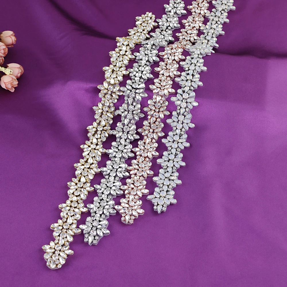 

TOPQUEEN (1pc) Bridal Wedding Silver Rhinestone Applique Belt Rose Gold Crystal Beaded Applique Iron on for Wedding Dresses S269