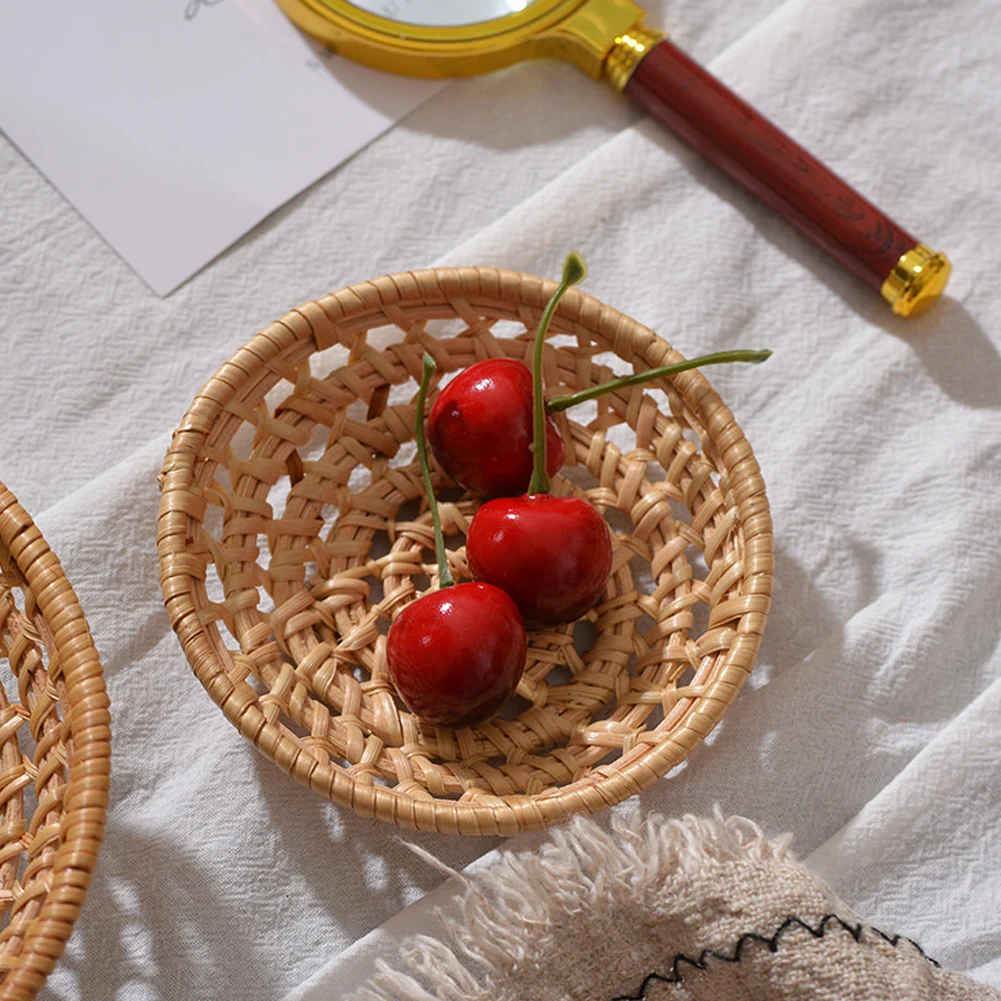 Handmade Rattan Weaving Round Storage Basket Fruit Dish Wicker Bread Basket Kitchen Food Picnic Bread Sundry Mini Container 4