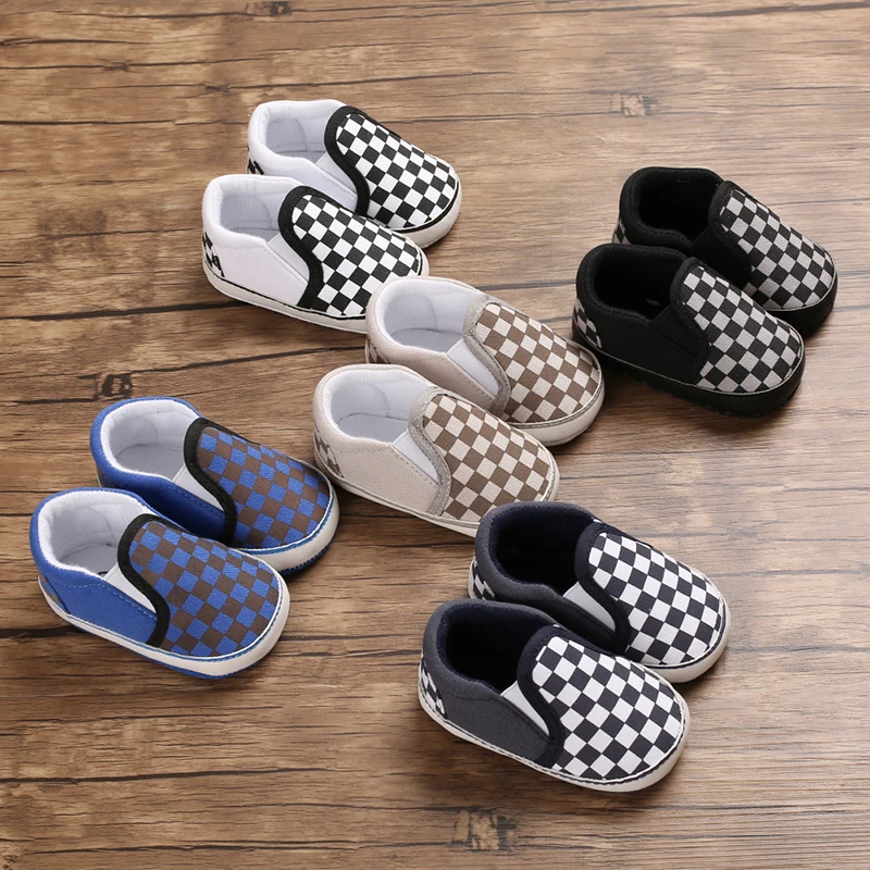 Детская кроватка детская обувь loafersCasual парусиновая обувь; Мокасины, пропускающие воздух; большие размеры на возраст от 0 до 6 месяцев, мягкий, для новорожденных дно SHL076
