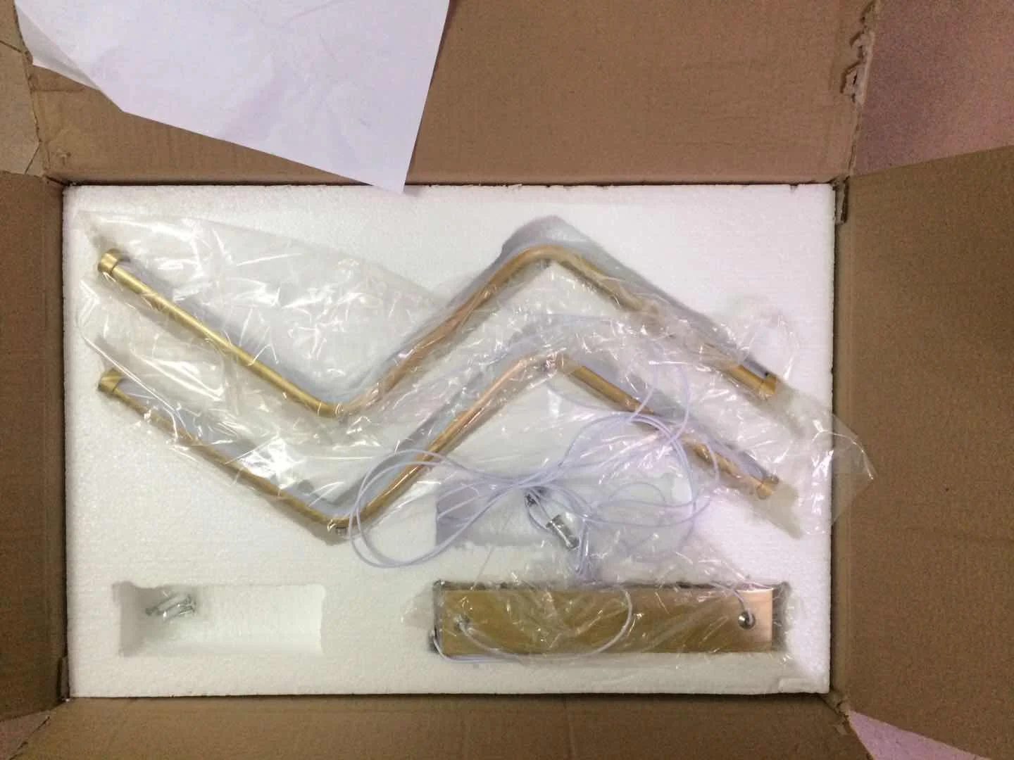 Modern LED dining room chandelier lighting Nordic restaurant long hanging lights office fixtures Bar illumination study lamps Modern LED dining room chandelier lighting Nordic restaurant long hanging lights office fixtures Bar illumination study lamps