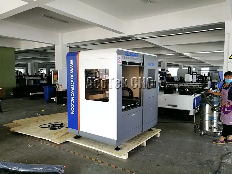 Станок фирмы jinan с ЧПУ Типа CNC волоконно-лазерной резки для стального листа AKJ6040F/WSX режущая головка волоконно-лазерной резки для России