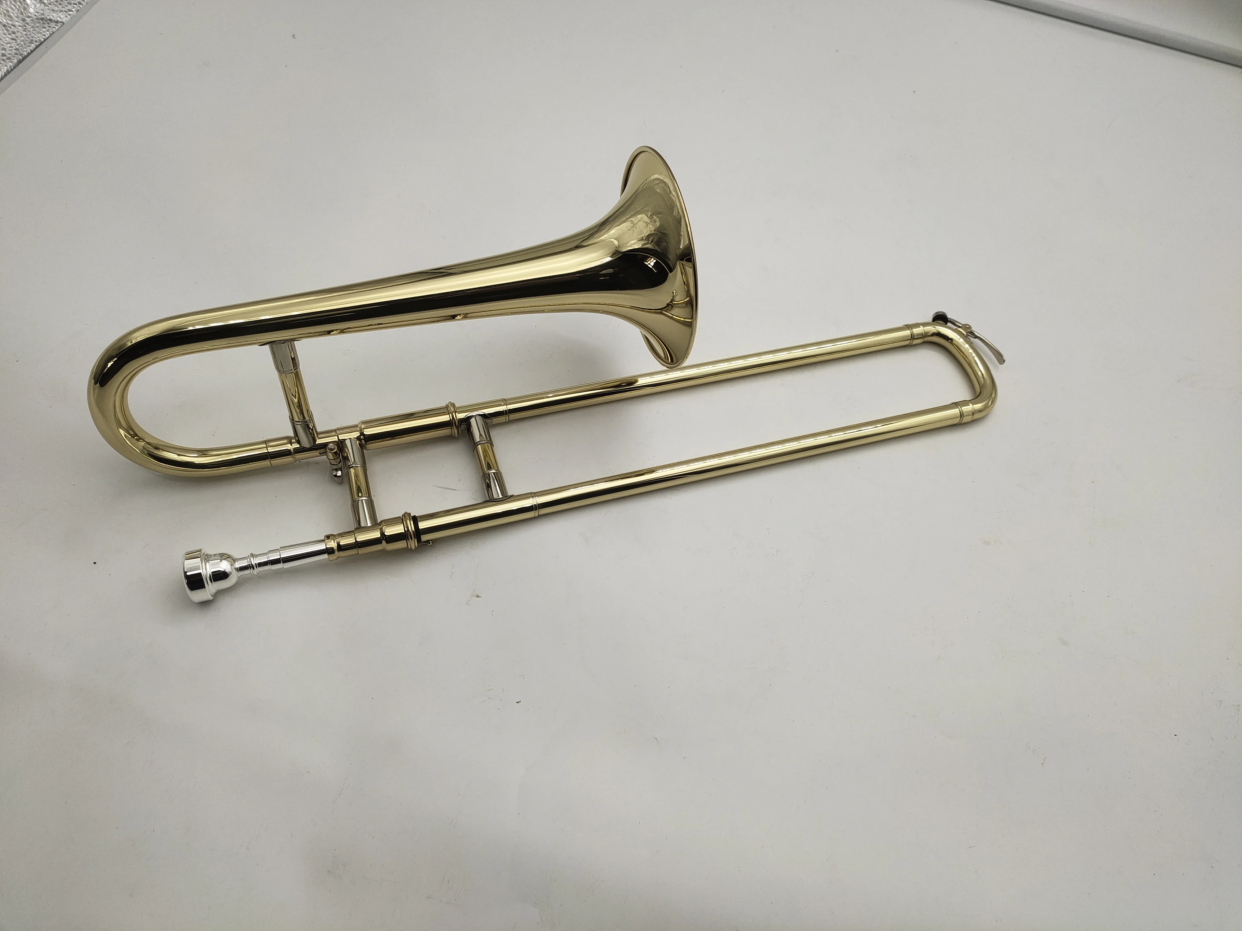 B Flat Trombone Brass Plated with case,gloves, wind instruments trombone accessory,trombone mute