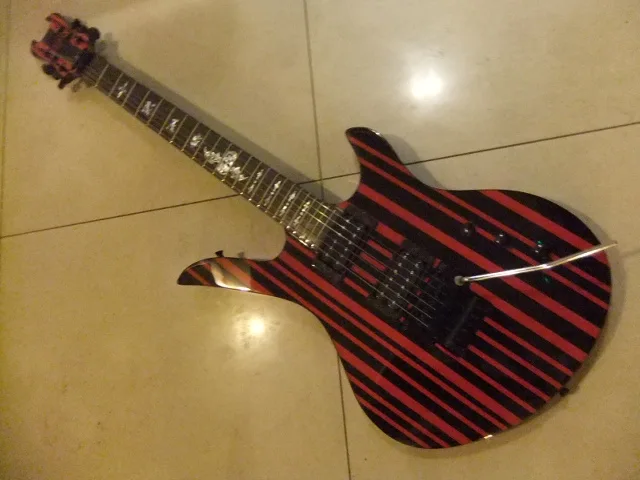 Бесплатная доставка новая модель гитары Schecter черная с красной полосой 110629 | Спорт