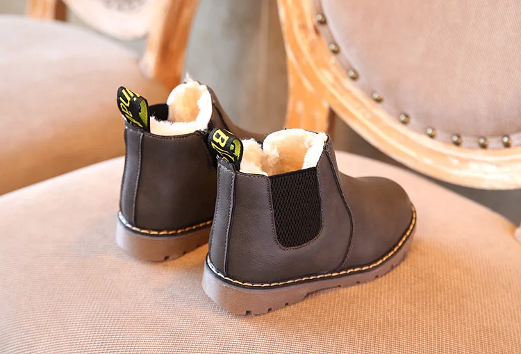 Детские модные ботинки; зимняя русская детская обувь; резиновые сапоги для малышей из искусственной кожи; Botas; водонепроницаемые плюшевые зимние сапоги для мальчиков и девочек