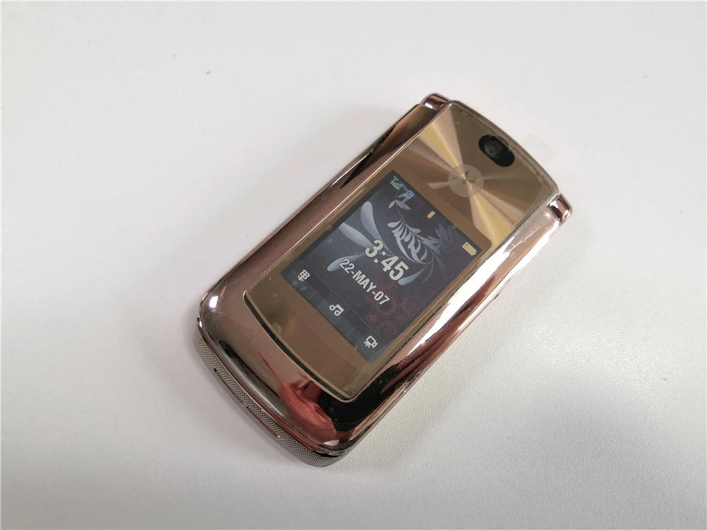 V9 100% Original Motorola RAZR2 V9 GSM 2.2Inches 2MP Camera Bluetooth Java Cellphone Flip Unlocked Mobile Phone iphone 11 refurbished
