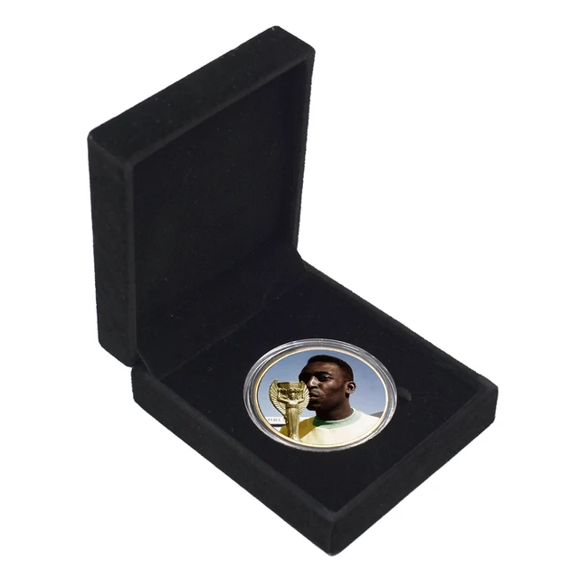 The King of Football Pele Gold Plated Commemorative Coin Set with Coin Holder Football Challenge Coins Souvenir Gift style 15