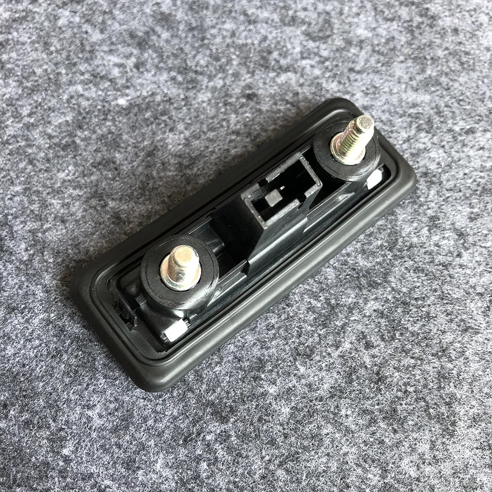 Задний переключатель с ручкой замка багажника 5J0827566E подходит для Skoda Fabia 2007-2010 Fabia/Jinrui 2008- Roomster 2006-2010