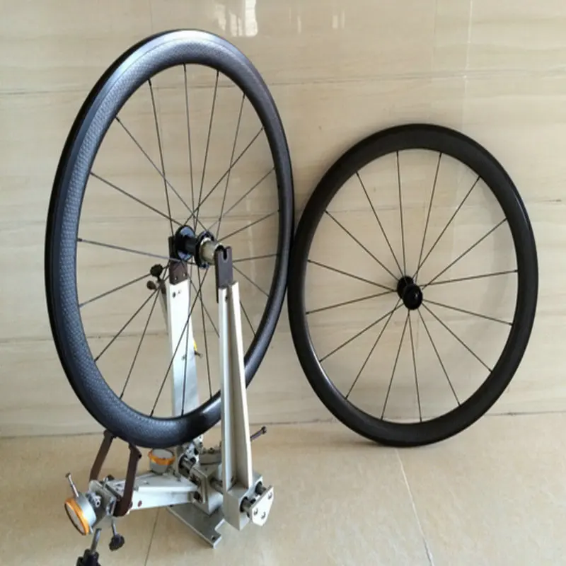 

dimples road bike wheels 45mm/50mm/58mm/80mm dimpled carbon wheels in bike with powerway hubs supper quality dimples wheels