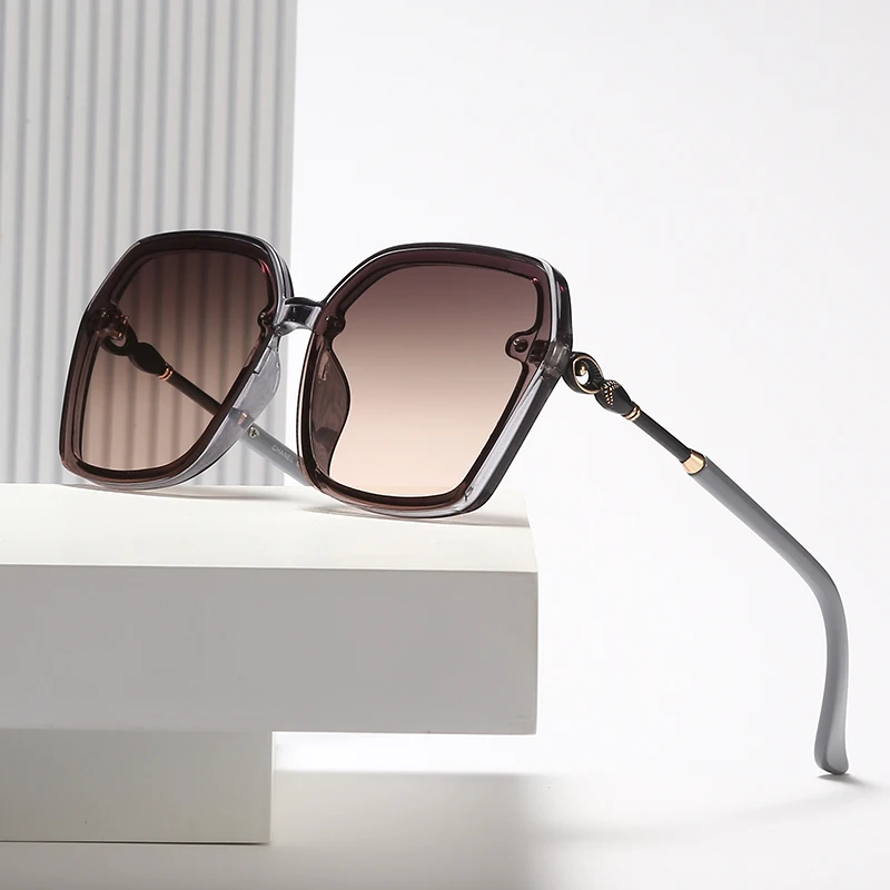 

2020 New Women Sunglasses UV400 Brand Designer High Quality Gradient Sun Glasses Female Oculos With Box