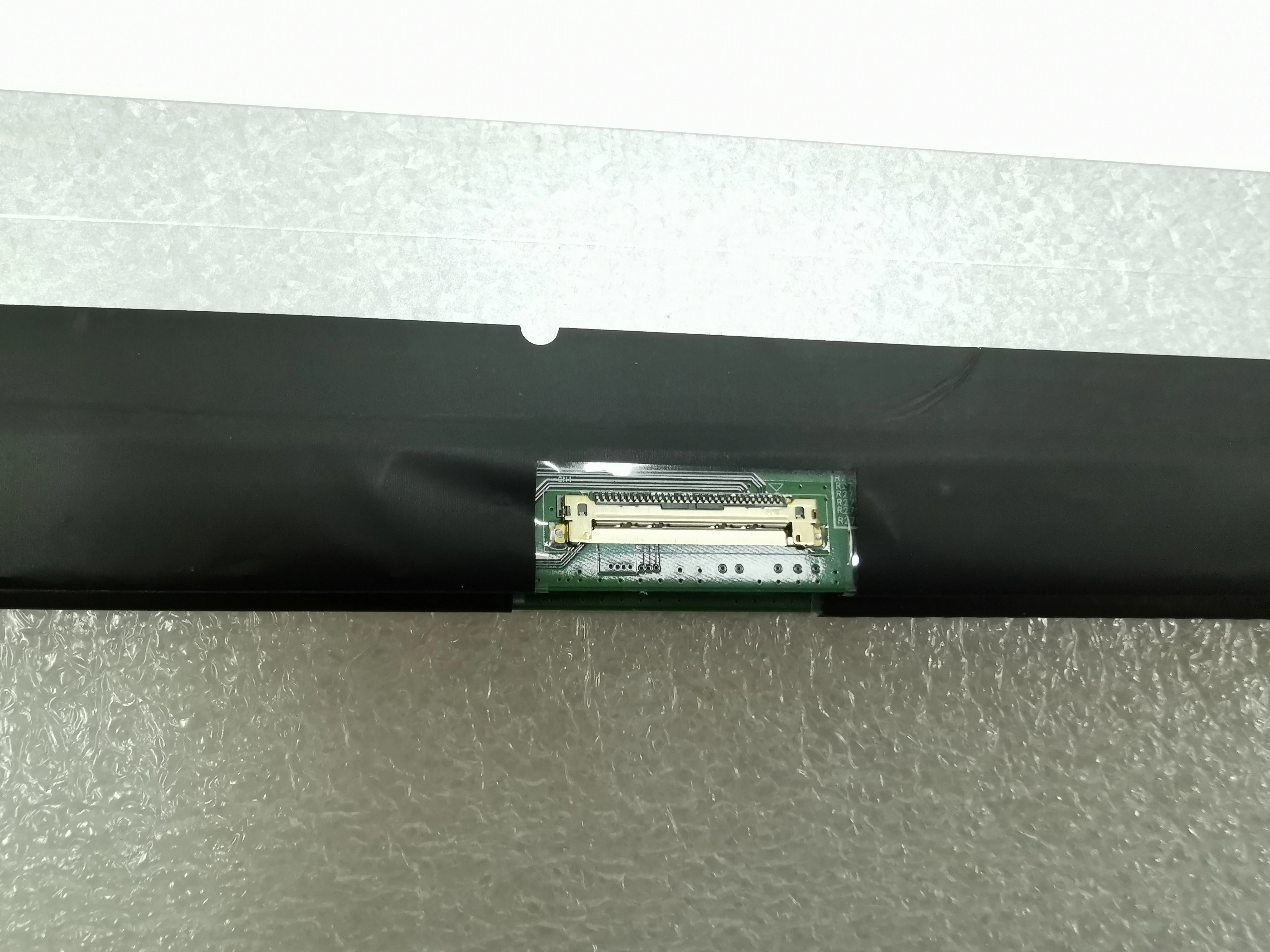 15.6 inch LED LCD FHD (1920 X 1080) Screen Compatible