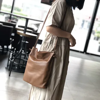

Bag female new large-capacity first-layer cowhide bucket bag soft leather simple shoulder messenger bag female
