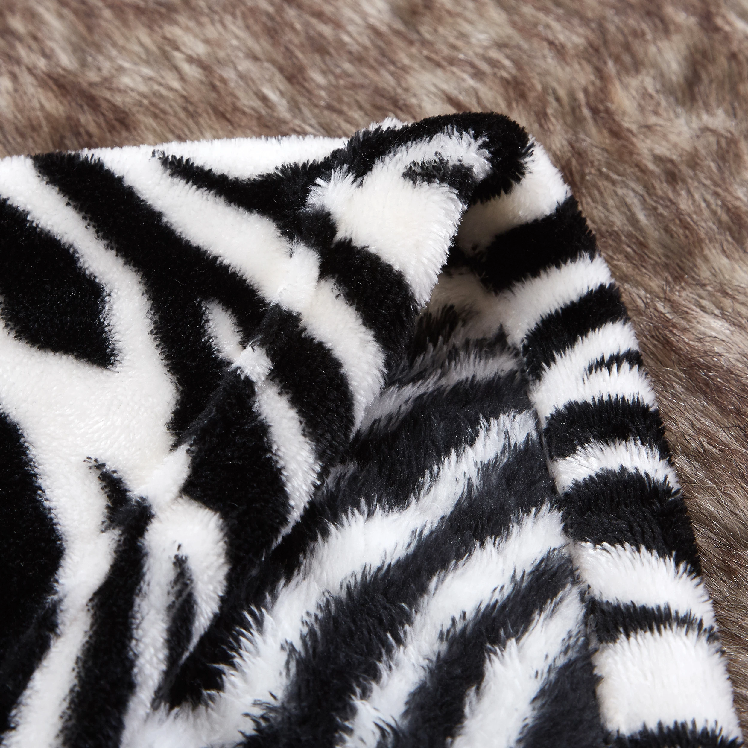 Merrylife Throw Blankets for Sofa bed Pattern Print Striped Cheetah Zebra Home Textile Flannel Plush Soft Travel Oversized-3