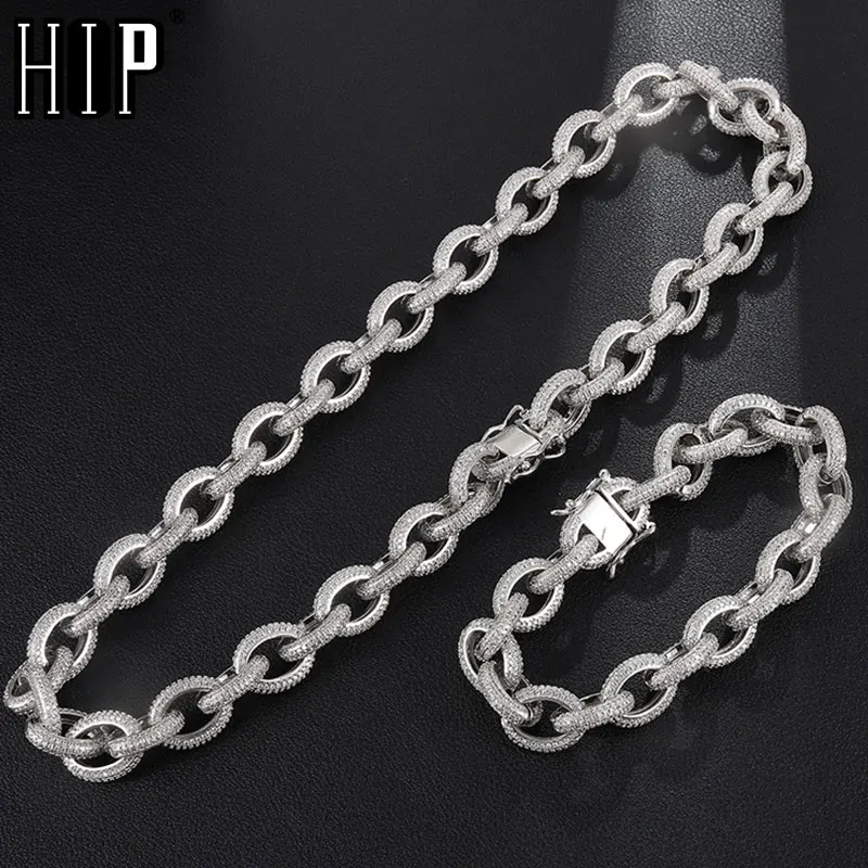 Twisted Oval Cuban Link Chain Necklace 