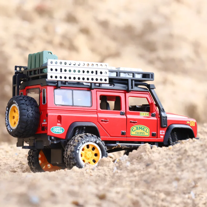 Koop 1 28 Hoge Simitation Defender Camel Trophy Legering Model Auto Diecasts   Toy Vehicles Met Sound   Light Auto Speelgoed Voor kinderen Geschenken