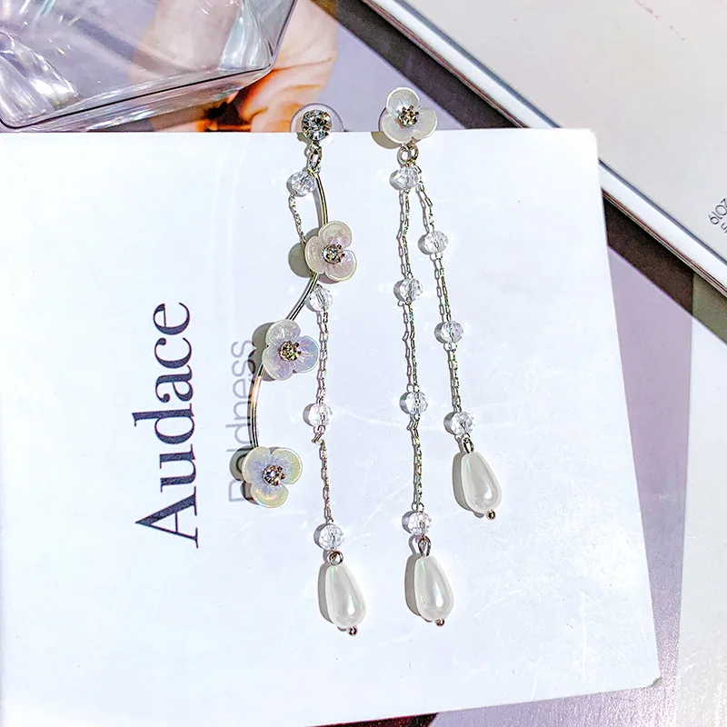 

Korean Fashion New Asymmetric Pearl Flower Tasseled Earrings Temperament Long Exaggerated Earrings For Women
