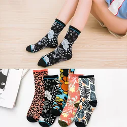 2021Autumn and Winter In The Tube Ladies Fashion New Personality Leopard Print Cotton Comfortable Sports Socks Blue Flowers Sexy