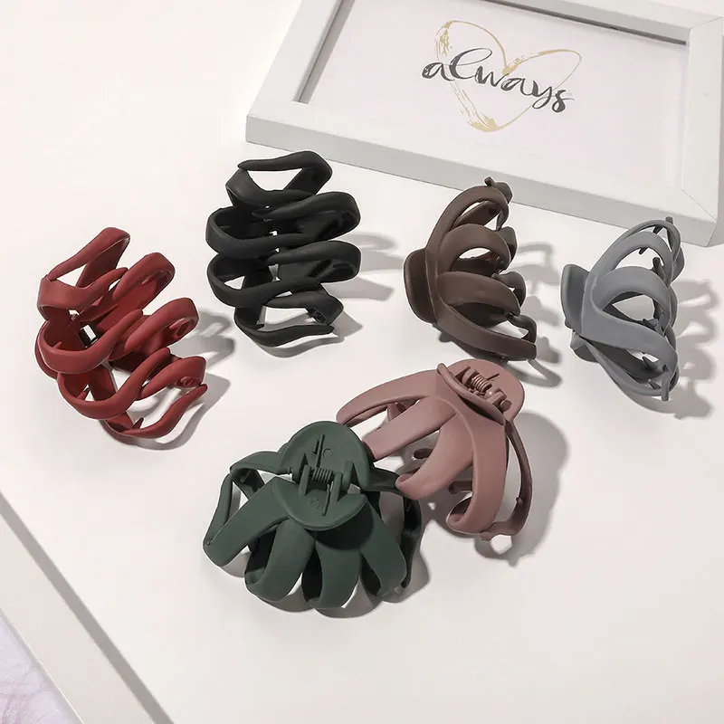 Vintage Hair Clips for Women Claw Clip Simplicity Elegant Irregular Shape Hairclip Girls Hair Accessories Hair Claw Barrettes head scarves for women