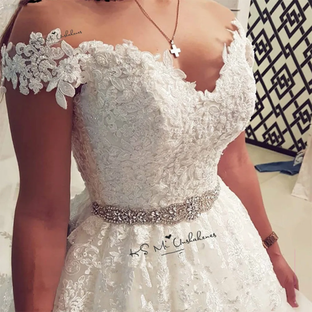 

Ball Gown Lace Bride Dresses Cap Sleeve Beads Rhinestones Belt Trouwjurk Plus Size Wedding Dress 2020 Summer Wedding Gowns