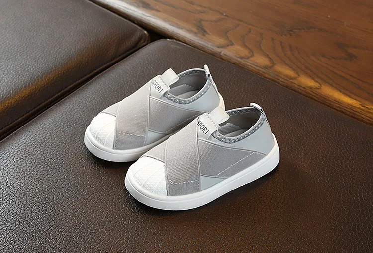 11597318695_1771690637