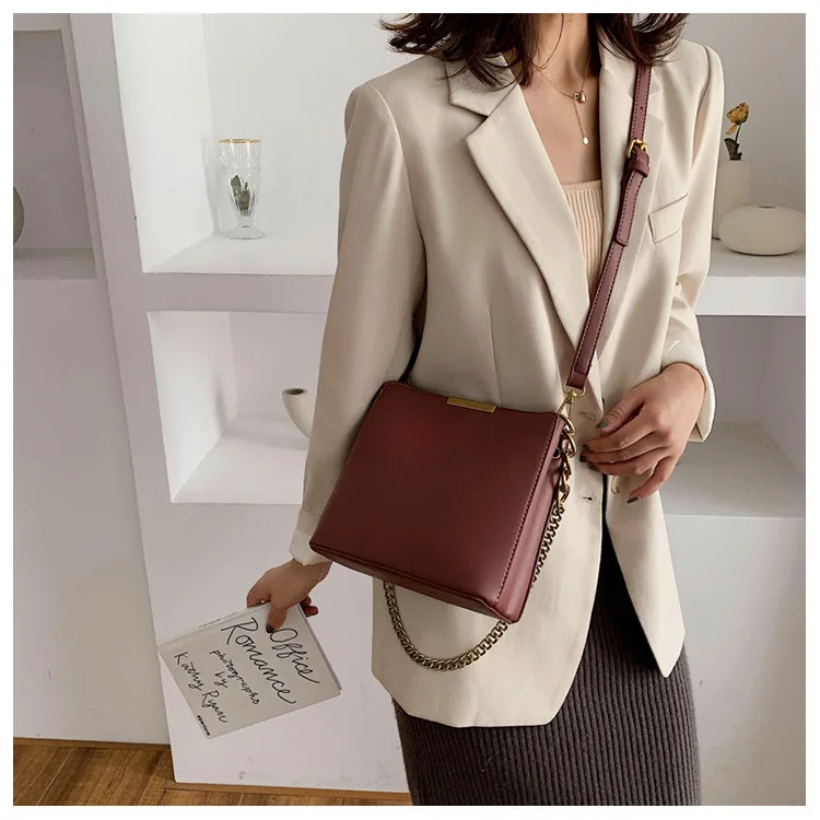 12250324252_2051307013