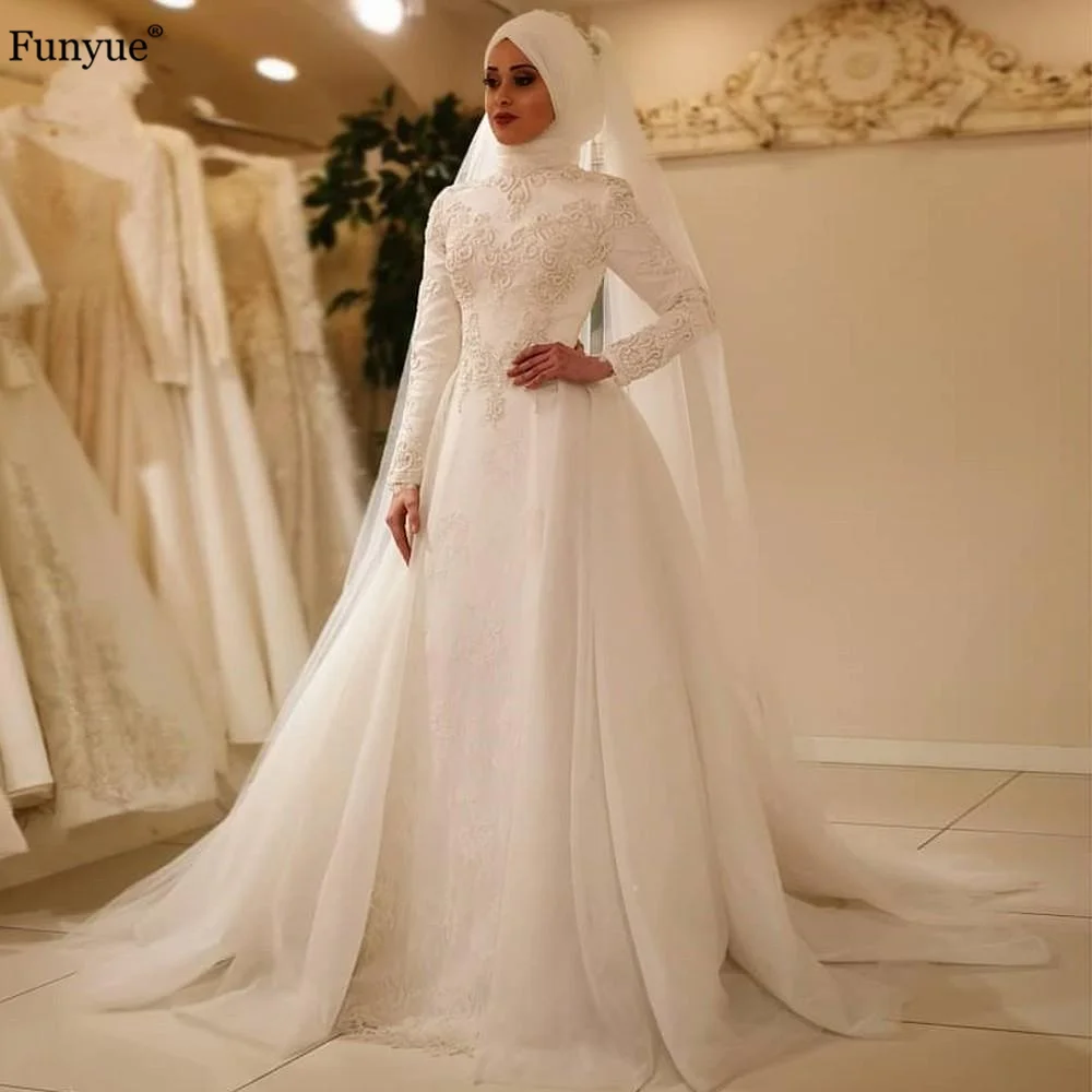 2021 Ivory Arabic Muslim Hijab Wedding Dresses High Neck Long Sleeves Lace A-line Bridal Gowns with Veils Robe De Mariage