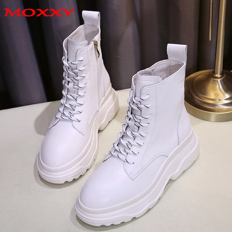 

2019 New Fall Winter Black White Boots Combat Martin Boots Leather Motorcycle Platform Boots Punk Ankle Boot Women Shoes Comfort