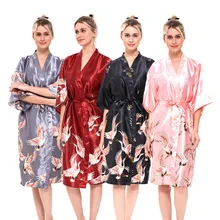 Pajamas Female Summer Sexy Women's Viscose Women's Robes Half-sleeve Shirt Large Size Bathrobe Model Silk Bride Morning Gowns