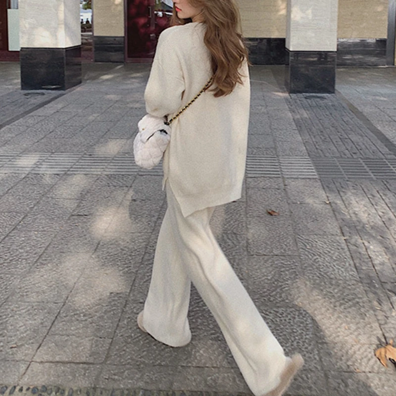 REALEFT Autumn Winter 2 Pieces Women's Sets Knitting Tracksuit O-Neck Split Sweater and Loose Wide Leg Pants Pullover Suits 2021 red jogging suit