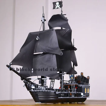 

Pirates of the Caribbean The Black Pearl 804PCS ship Model building block educational toys Assembly Compatible 4184
