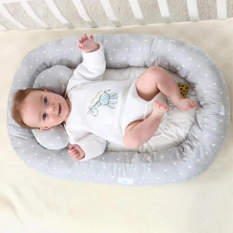 

Baby Portable Removable Washable Crib Cotton Twill Fabric Filled with Polyester Travel Sleeping Nest Bed Protector Cushion