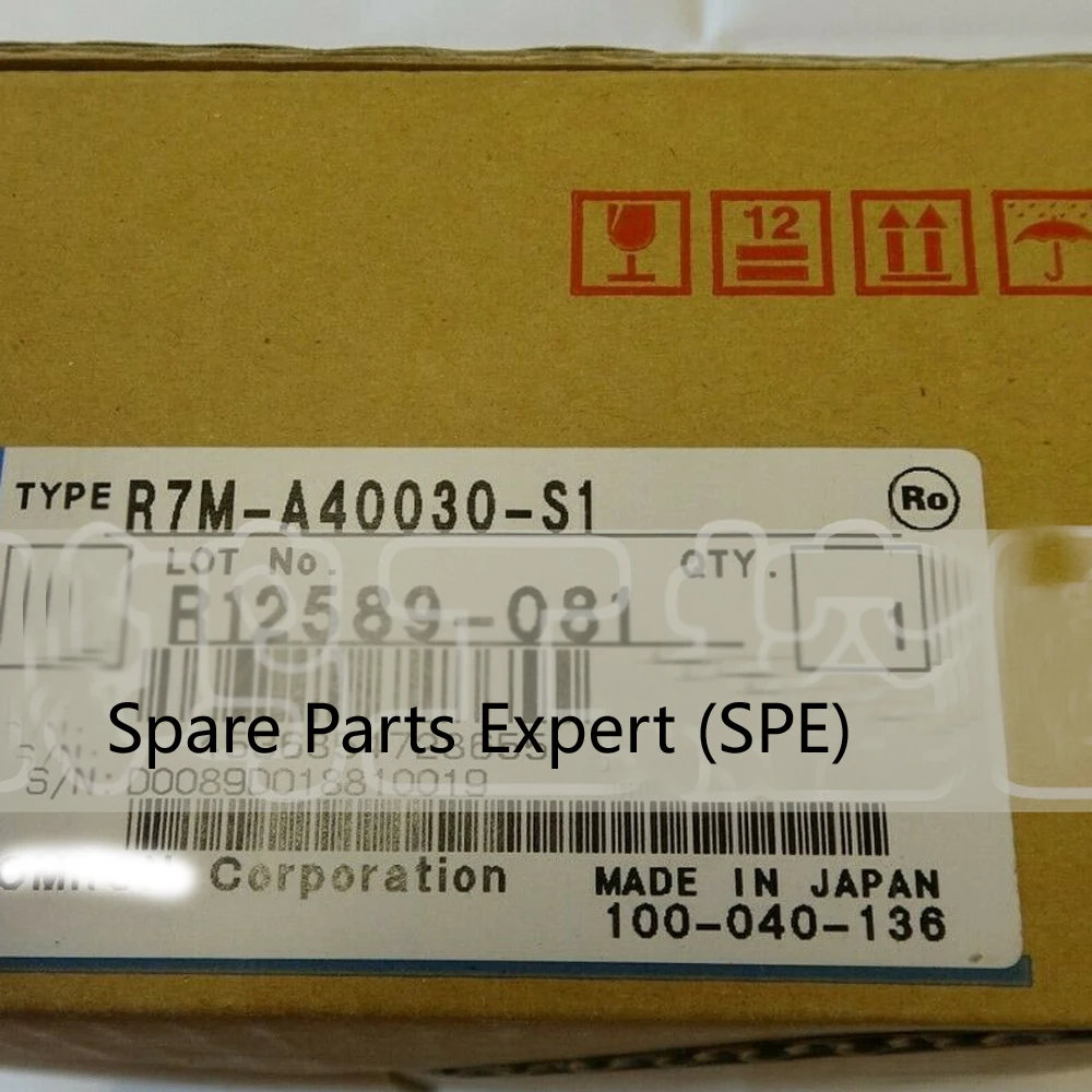 Original R7M-A40030-S1 AC SERVO MOTOR R7M-A40030-S1-2